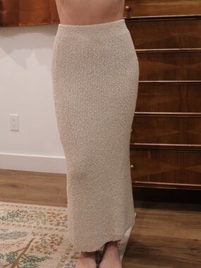 Women’s Cream Knit Maxi Skirt